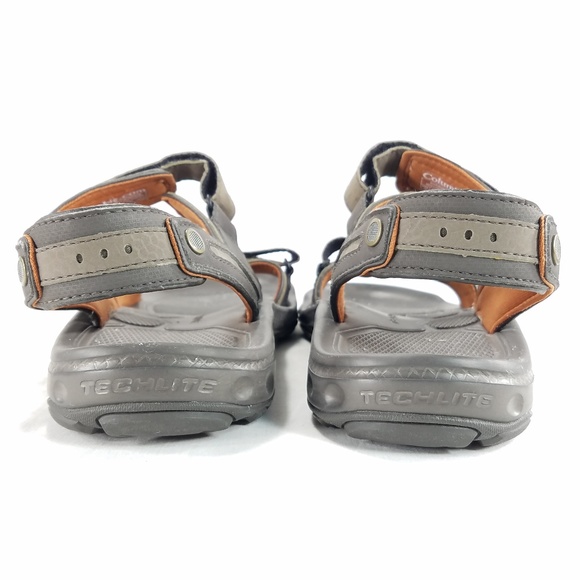 columbia techlite walking shoes